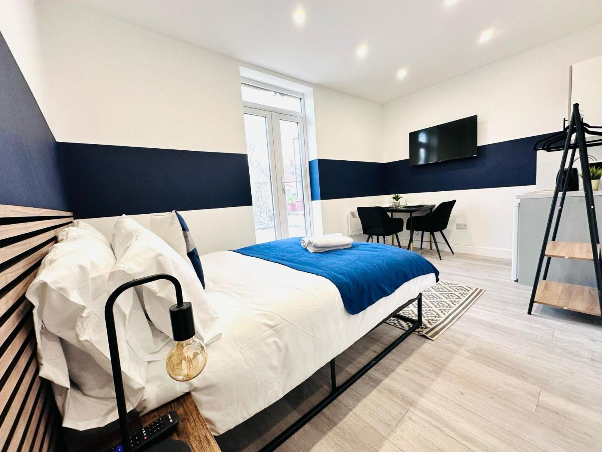 High Standard Central Studios Perfect For Tourists! London Bagian luar foto